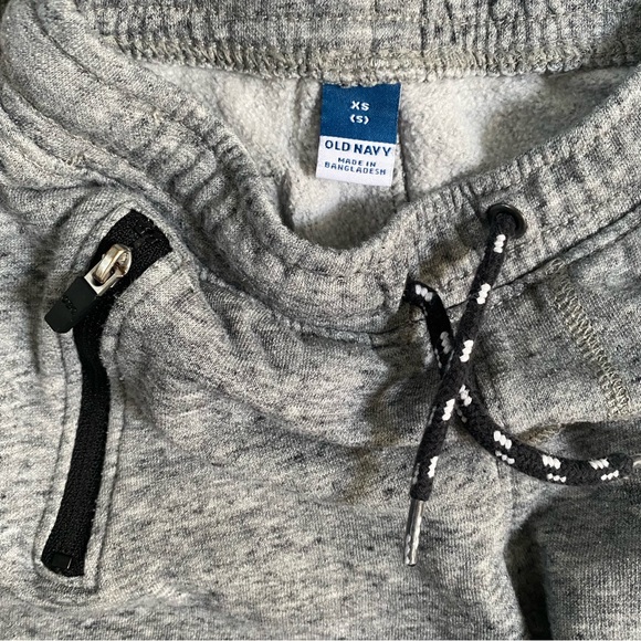 Old Navy Boys Shirt and Pants Bundle - Picture 5 of 8